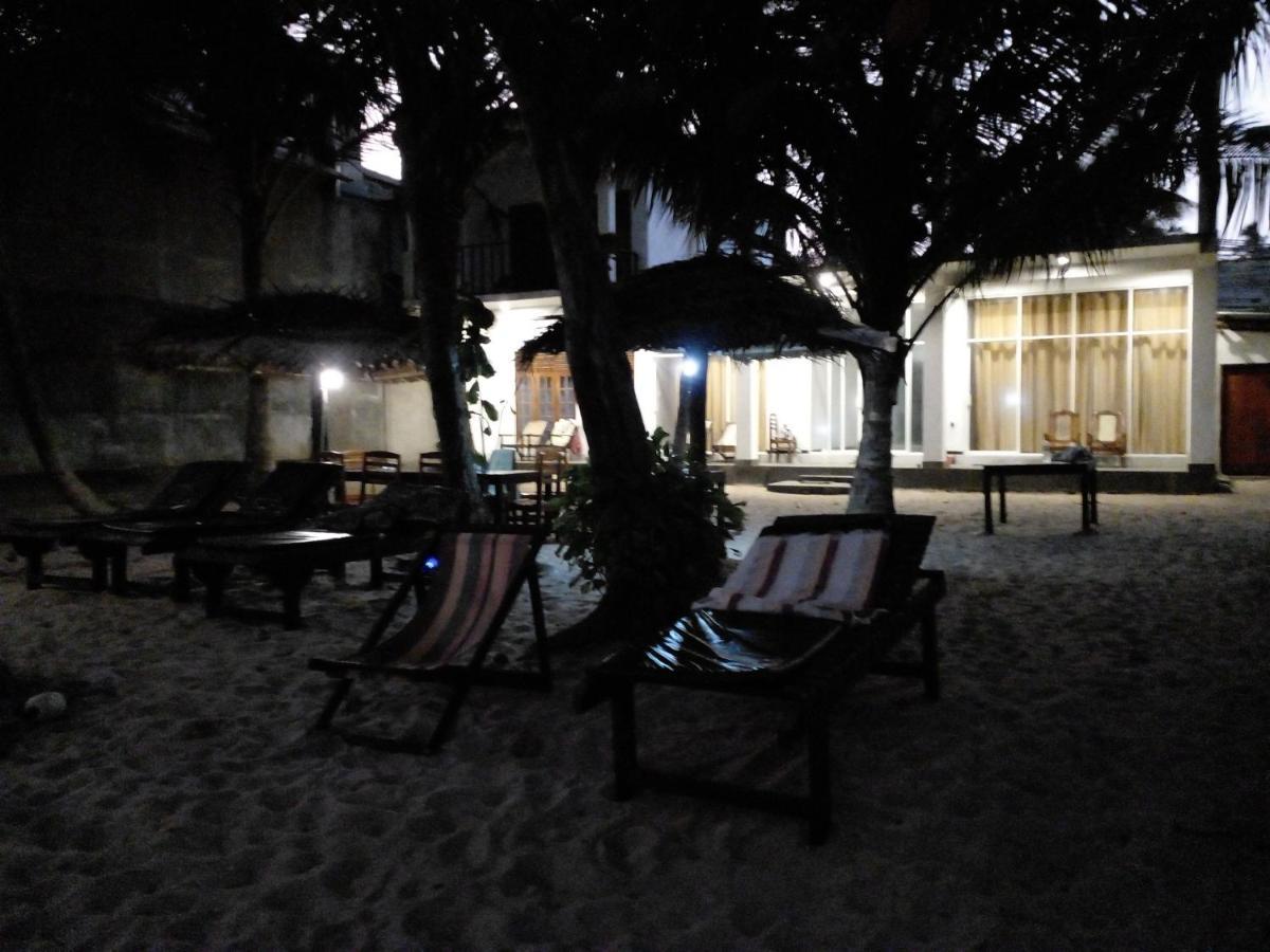 Sunray Beach House Tangalle Extérieur photo